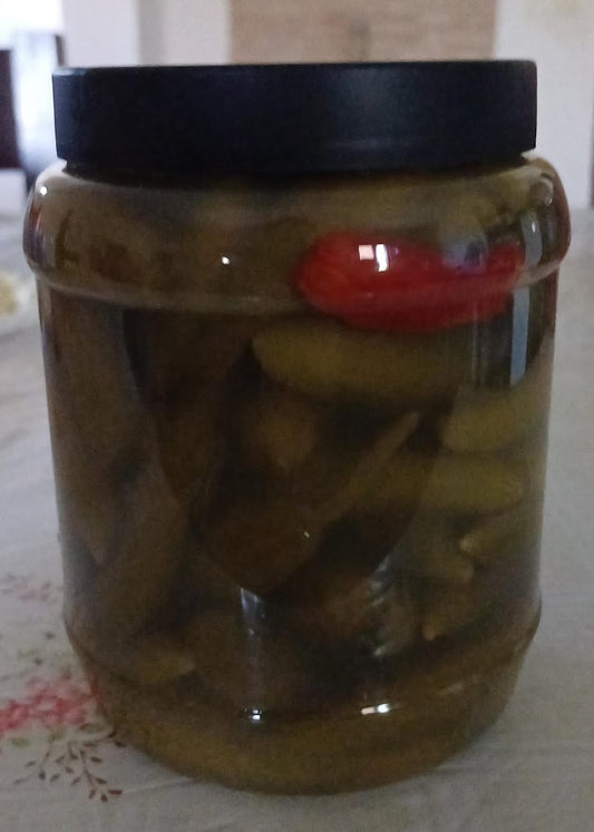 צנצנת קילו  של מלפפון חמוץ בחומץ