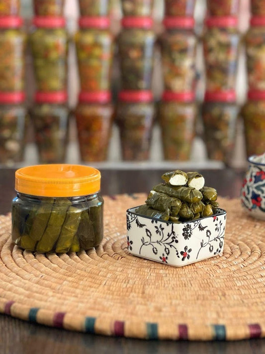 עלי גפן ממולא בלבנה/ גבינה  400 גרם